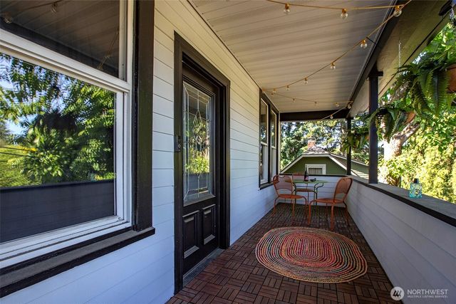 13027 40th Avenue S, Tukwila, WA 98168