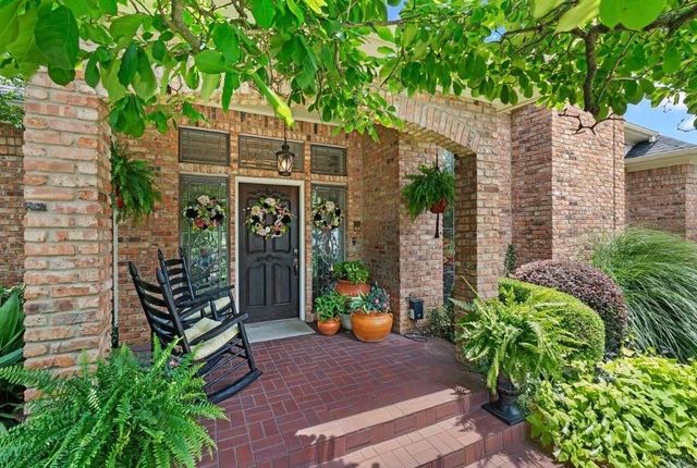 1401 Secluded Ln, Longview, TX 75604