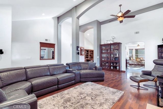 602 Lotus Ave., Thousand Oaks, CA 91360