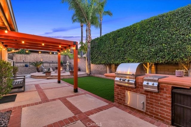 602 Lotus Ave., Thousand Oaks, CA 91360