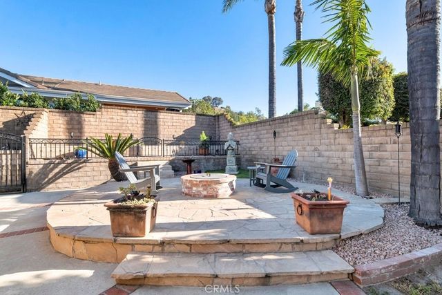 602 Lotus Ave., Thousand Oaks, CA 91360