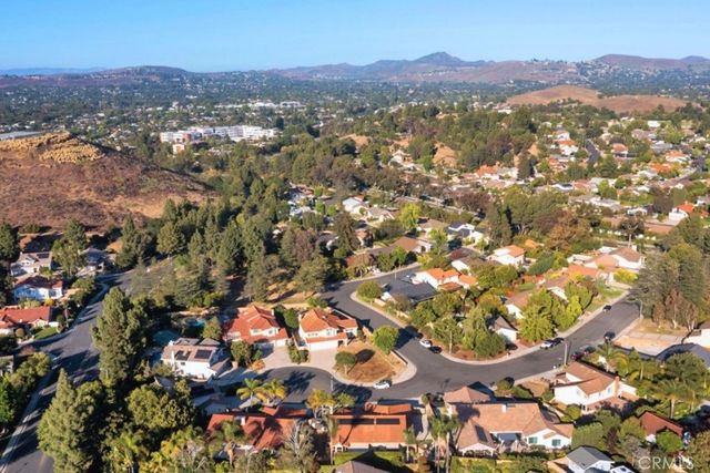 602 Lotus Ave., Thousand Oaks, CA 91360