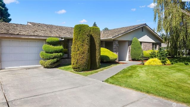 1525 E Catalpa St, Othello, WA 99344