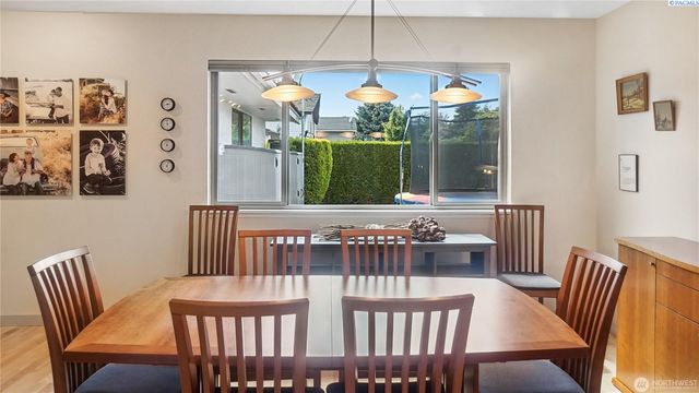 1525 E Catalpa St, Othello, WA 99344