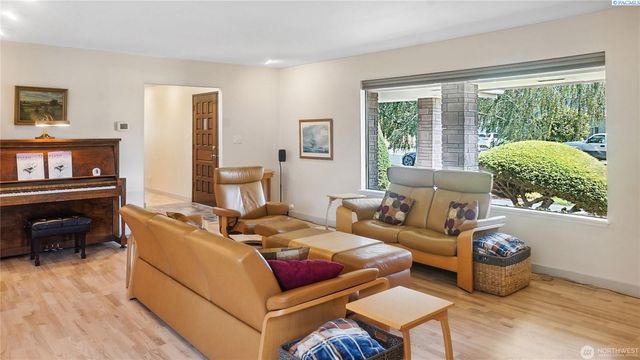 1525 E Catalpa St, Othello, WA 99344