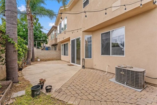 7882 Orchid, Huntington Beach, CA 92648