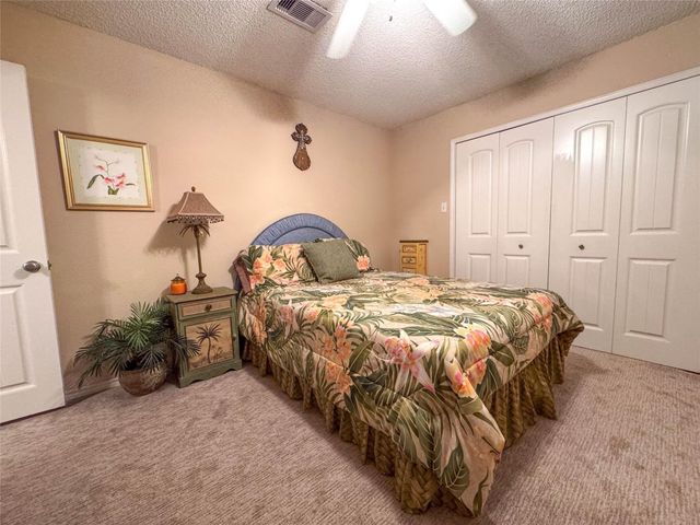 1031 Redfish Street, Bayou Vista, TX 77563