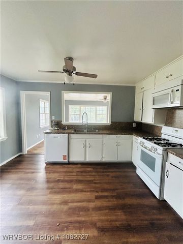 309 N Hill Street, Poteau, OK 74953