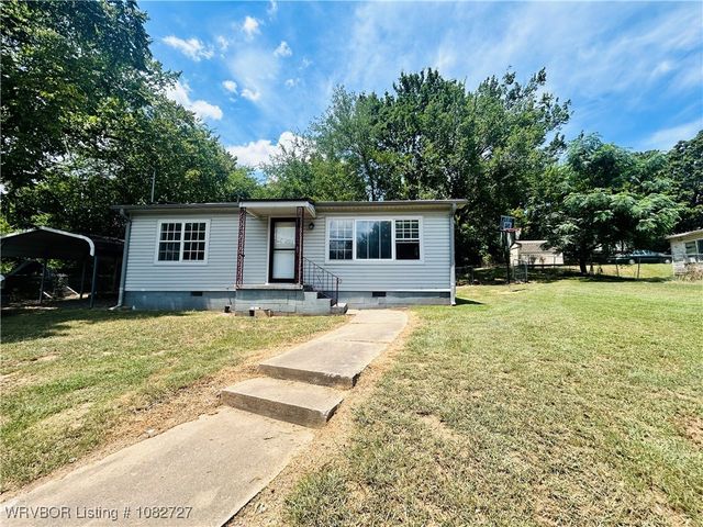 309 N Hill Street, Poteau, OK 74953