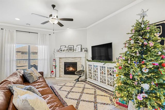 495 Grand Sycamore Drive, Washington, OK 73093