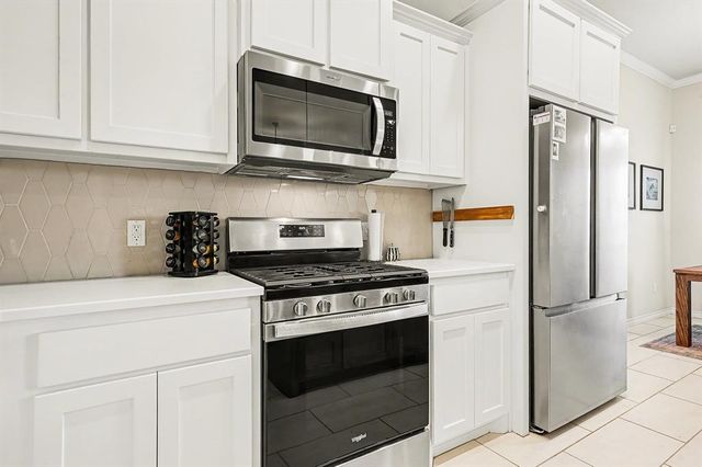 495 Grand Sycamore Drive, Washington, OK 73093