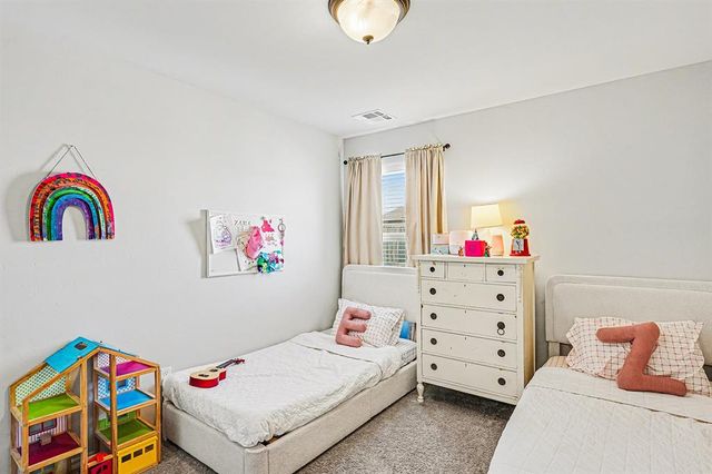 495 Grand Sycamore Drive, Washington, OK 73093