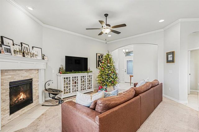 495 Grand Sycamore Drive, Washington, OK 73093