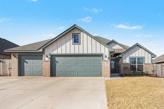 495 Grand Sycamore Drive, Washington, OK 73093