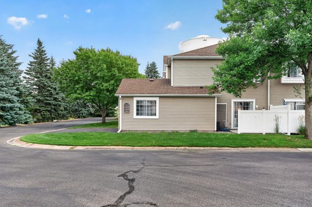11641 Elmwood Avenue N, Champlin, MN 55316