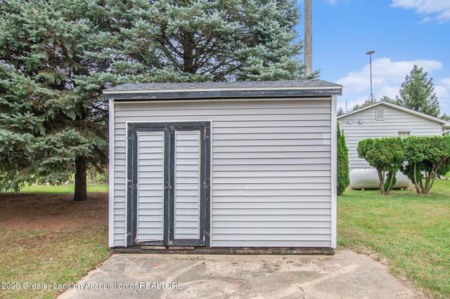 9992 Middleton Road, Ovid, MI 48866