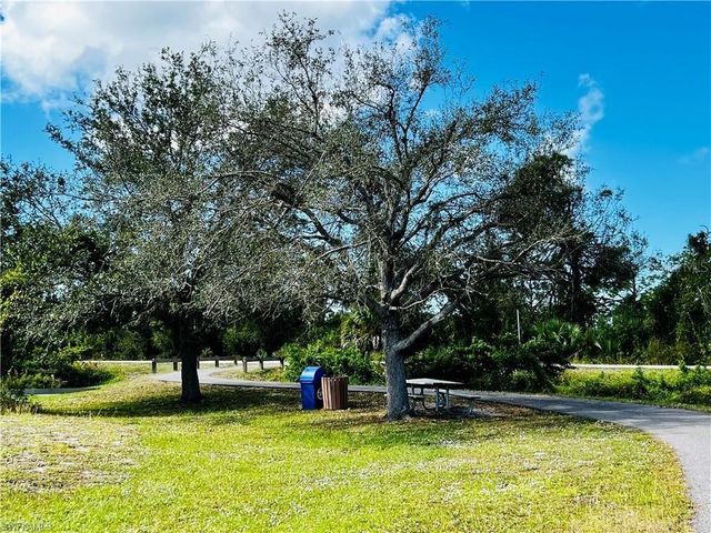 47 BRIG CIRCLE E, Placida, FL 33946
