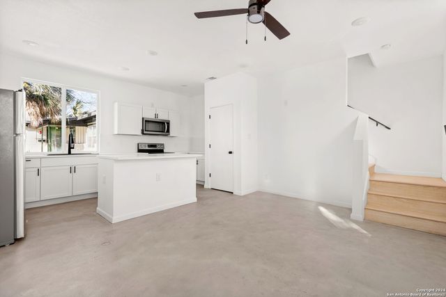 1005 Essex St Unit 202, San Antonio, TX 78210