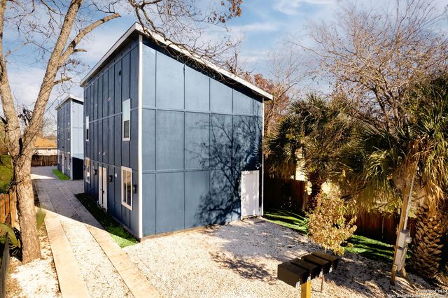 1005 Essex St Unit 202, San Antonio, TX 78210