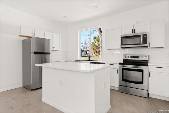 1005 Essex St Unit 202, San Antonio, TX 78210