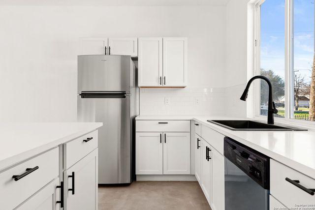 1005 Essex St Unit 202, San Antonio, TX 78210