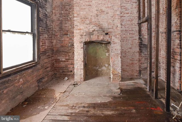 1808 SAINT PAUL ST, Baltimore, MD 21202
