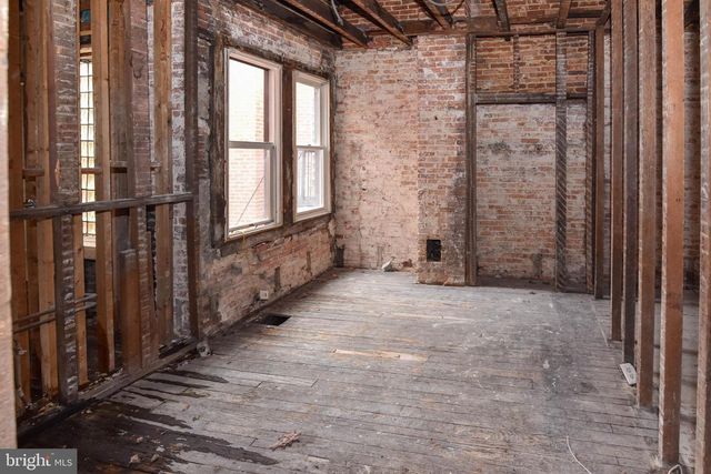 1808 SAINT PAUL ST, Baltimore, MD 21202