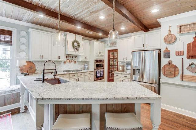 951 Providence Lane, Monroe, GA 30656