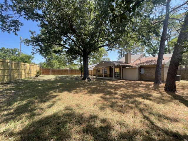 3502 Leighton Drive, Arlington, TX 76015