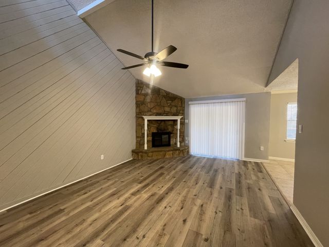3502 Leighton Drive, Arlington, TX 76015