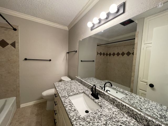 3502 Leighton Drive, Arlington, TX 76015