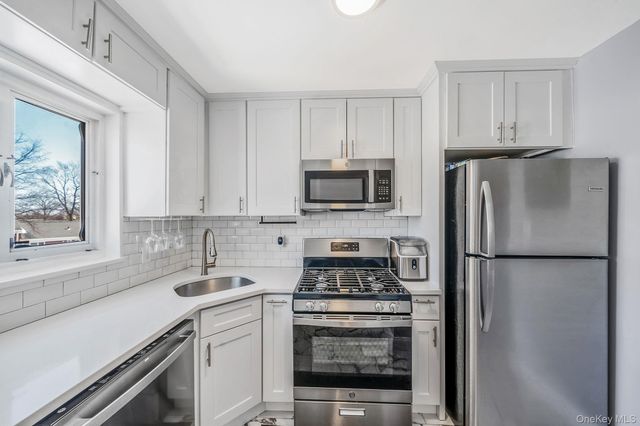 224-24 Manor Road UPPER, Queens Village, NY 11427