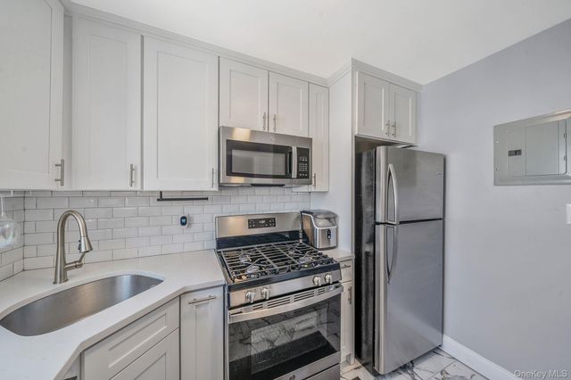 224-24 Manor Road UPPER, Queens Village, NY 11427