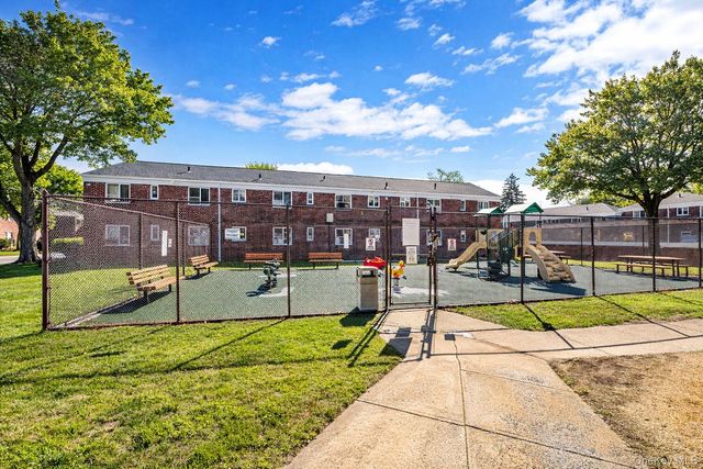 224-24 Manor Road UPPER, Queens Village, NY 11427