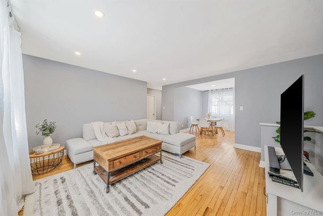 224-24 Manor Road UPPER, Queens Village, NY 11427