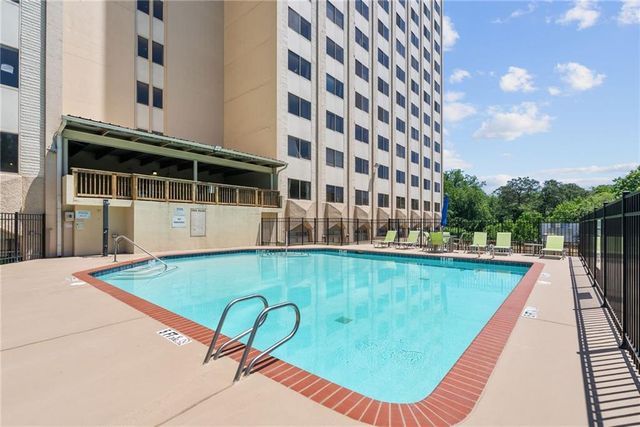 2479 Peachtree NE Road 412, Atlanta, GA 30305
