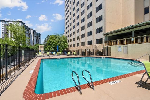 2479 Peachtree NE Road 412, Atlanta, GA 30305