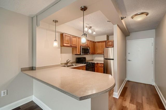 2479 Peachtree NE Road 412, Atlanta, GA 30305