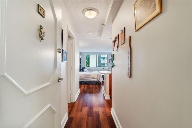 2479 Peachtree NE Road 412, Atlanta, GA 30305