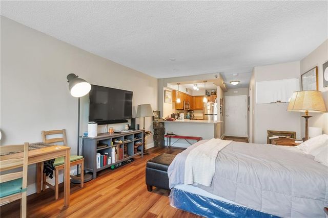 2479 Peachtree NE Road 412, Atlanta, GA 30305