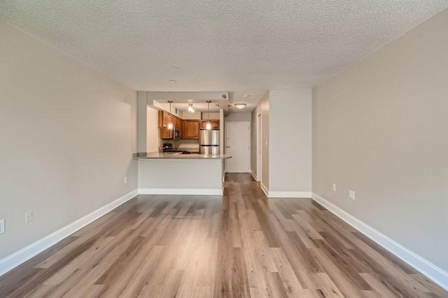 2479 Peachtree NE Road 412, Atlanta, GA 30305