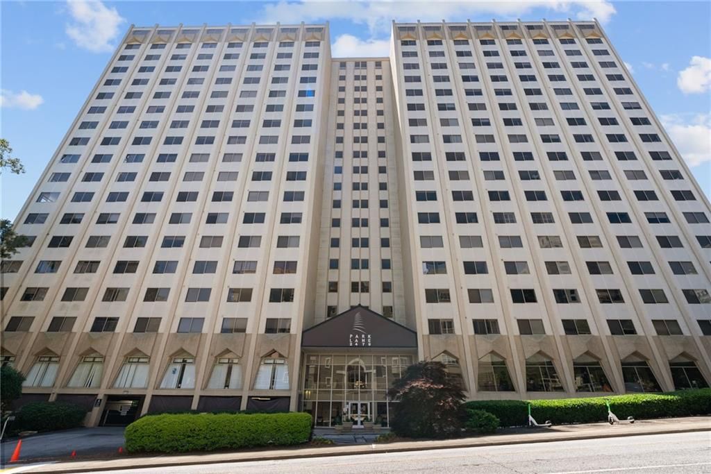 2479 Peachtree NE Road 412, Atlanta, GA 30305