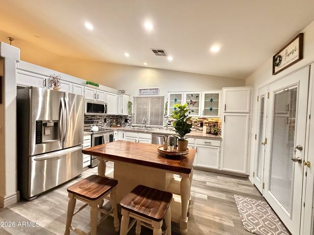 1209 N Charles Street, Gilbert, AZ 85233