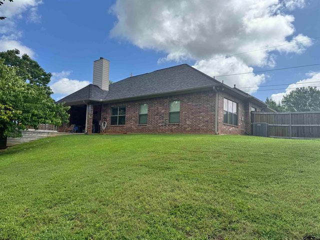 104 Penbrook St., Henderson, TX 75654