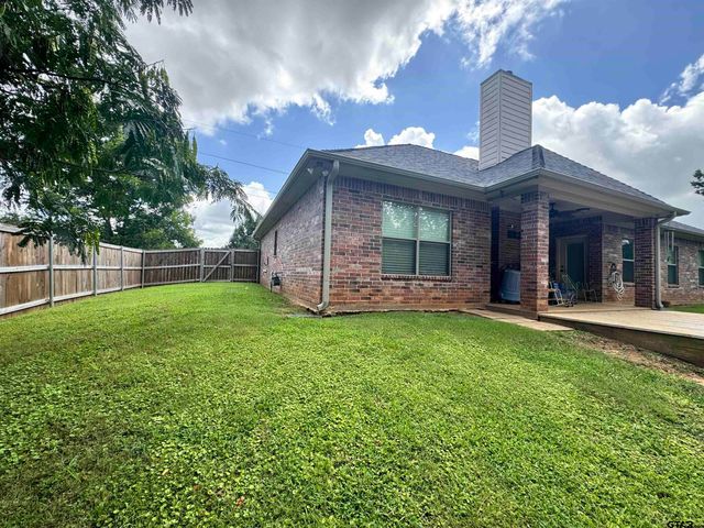 104 Penbrook St., Henderson, TX 75654