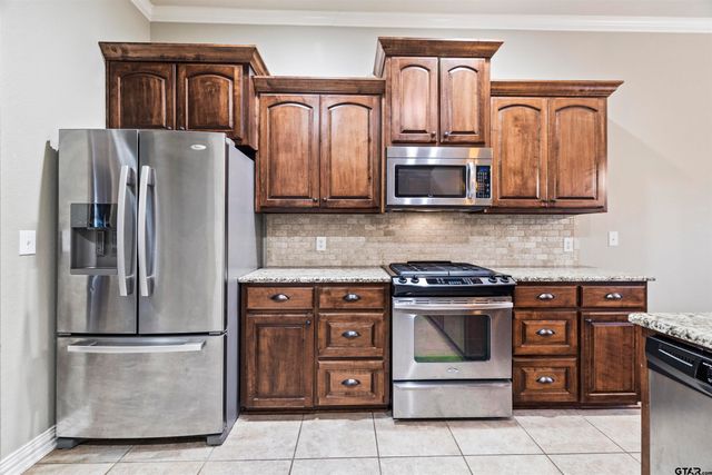 104 Penbrook St., Henderson, TX 75654