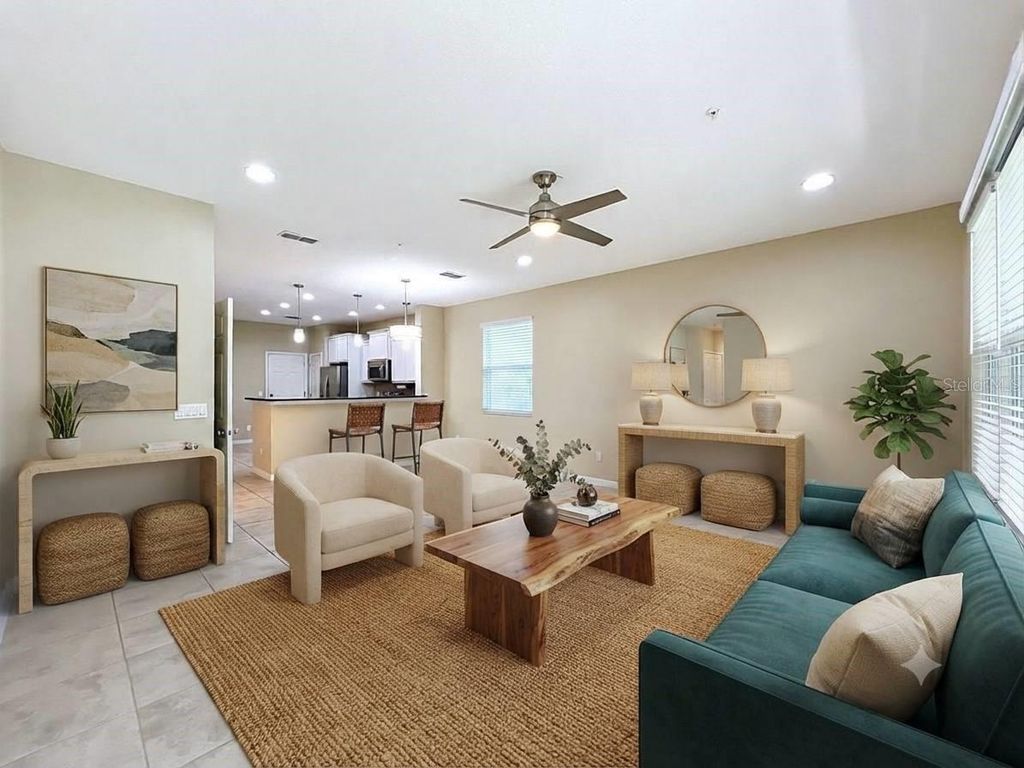Image 3 of property listing at 520 VIRTUOSO LANE 68, Orlando, FL 32824