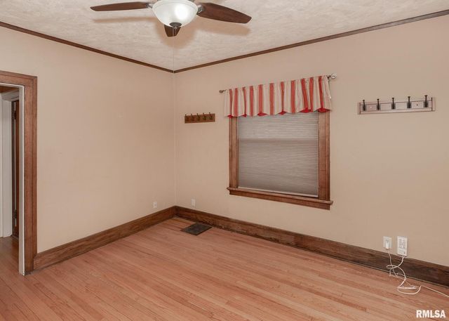 2501 BRADY Street, Davenport, IA 52803