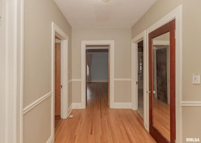 2501 BRADY Street, Davenport, IA 52803