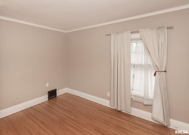 2501 BRADY Street, Davenport, IA 52803